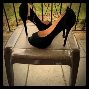 Black sexy heels